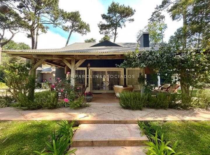 Vende Casa de 4 Dorm. en Pinares, Punta del Este - 5