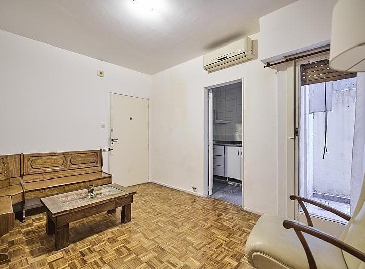 Departamento 2 Ambientes Buen Estado Apto Profesional Bajas Expensas con Patio en Recoleta - 3