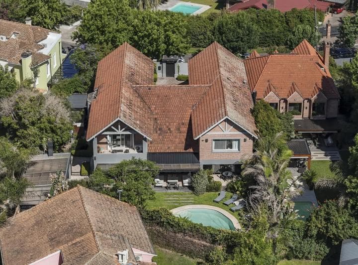 Casa en Venta, 5 Dorm. en Las Lomas de San Isidro, con Parrilla y Escritorio - 2