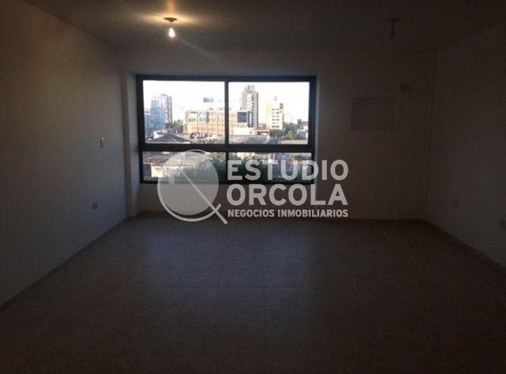 Alquiler de Oficina / Estudio en Juan B. Justo N° 144 - 2