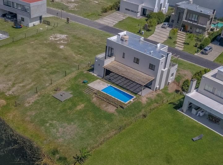 Casa Al Agua en El Naudir Equipada con Electrodomesticos, Gran Oportunidad Mb - 4