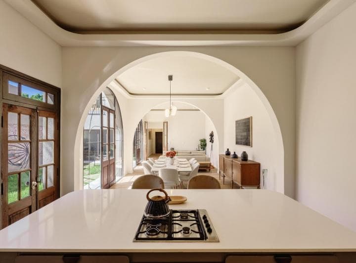 Casa de Tres Dorm. Venta Piscina, Patio y Terraza Exclusivos Lourdes Rosario - 4