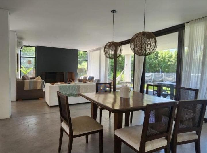 Moderna Casa S/lote Interno3 Dorm + Playroom Jdin Piscina - 2