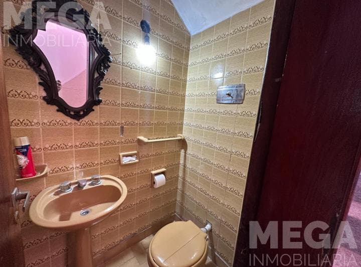 Casa en Venta Ubicada en Calle Cataluña Esquina El Quijote - 4