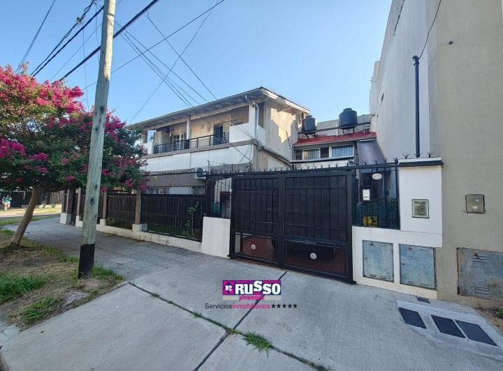 Venta Casa 3 Ambientes Ramos Mejia - 3
