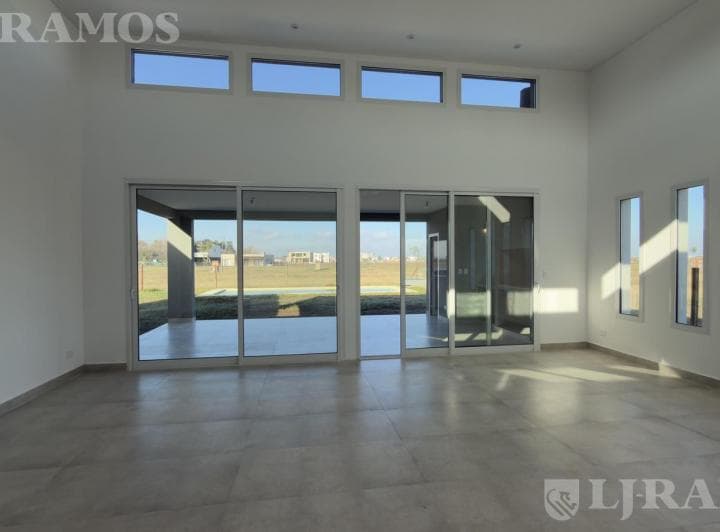 Casa en Venta a Estrenar en Lago Central Pg - 2