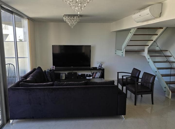 Dúplex 4 Ambientes con Balcón y Parrilla – San Martín – Vista Abierta - 4