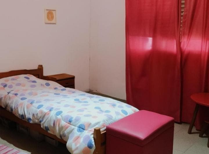 Ituzaingo 3702 - Venta Casa 2 Dorm. con Cochera y Local Comercial - 4