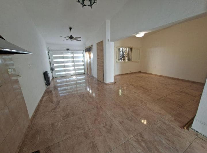 Oportunidad en Alta Córdoba | Casa 3 Dorm. con Patio y Asador - 3