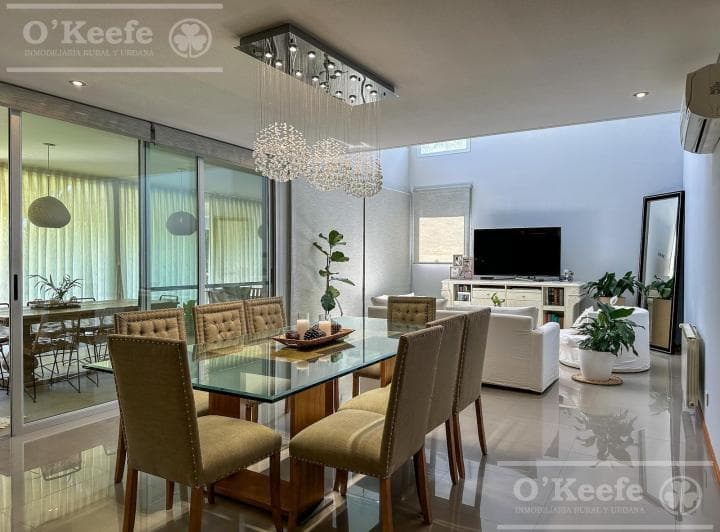 Casa en Venta 6 Ambientes - Barrio Nuevo Quilmes con Salida Al Canal - Apta Credito - 4