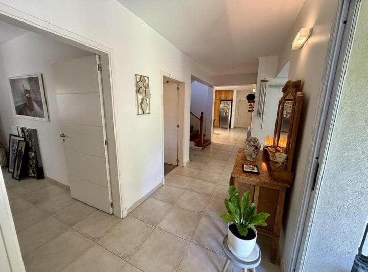 Venta Casa de 4 Dorm. en Country La Rufina - 2