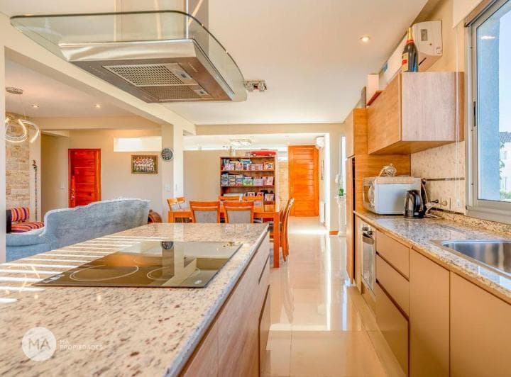Casa 3 Dorm. con Jardin y Piscina - San Sebastián Barrio Privado - Funes | Venta - 5