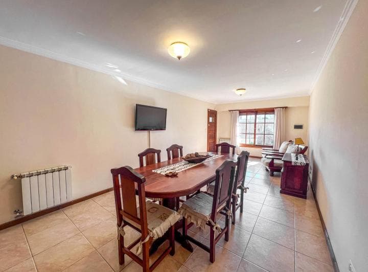 Propiedad en Block: Chalet 5 Amb. + Dúplex 4 Amb. - Guido y Formosa - 5