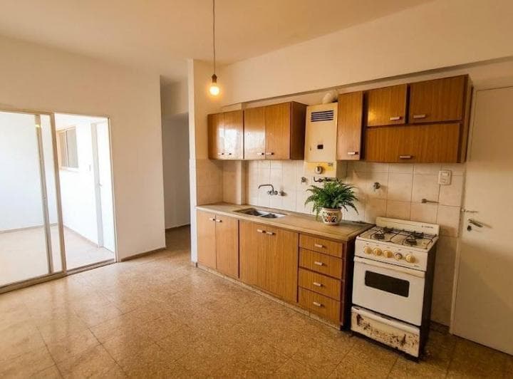 Departamento 2 Dorm Segundo Piso P / Escalera con Balcón y 2 Baños en Cofico - 4