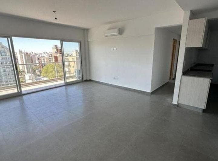 Venta - Departamento 3 Ambientes en Edificio de Categoría - Lanús Oeste - ID - 4