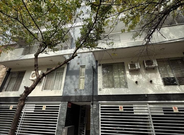 Venta Departamento de 1 Dormitorio Al Frente - 2