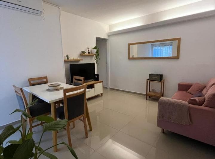 Departamento en Venta. Palermo. 2 Ambientes Amplio. por Escalera. - 3