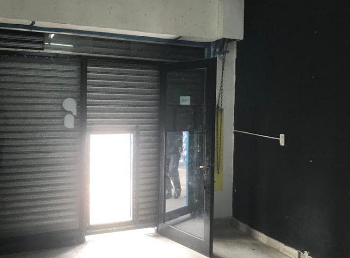 Alquilo Local de 95 m² en Esquina Sobre Av Don Bosco del Lado de Morón - 3
