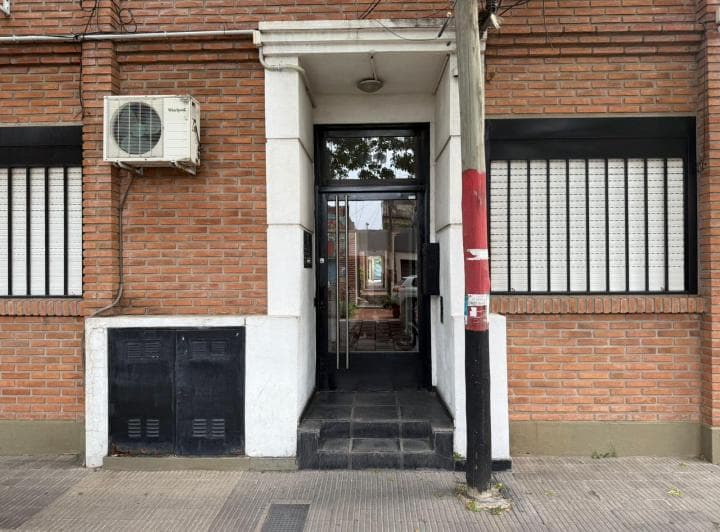 Venta Departamento 1 Dormitorio Barrio España y Hospitales - 2