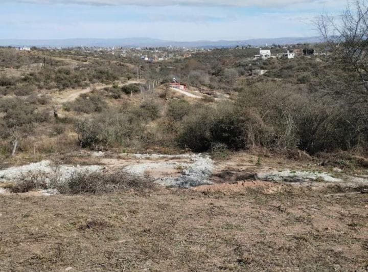 Oportunidad de Adquirir un Terreno en Villa Parque Siquiman - 4