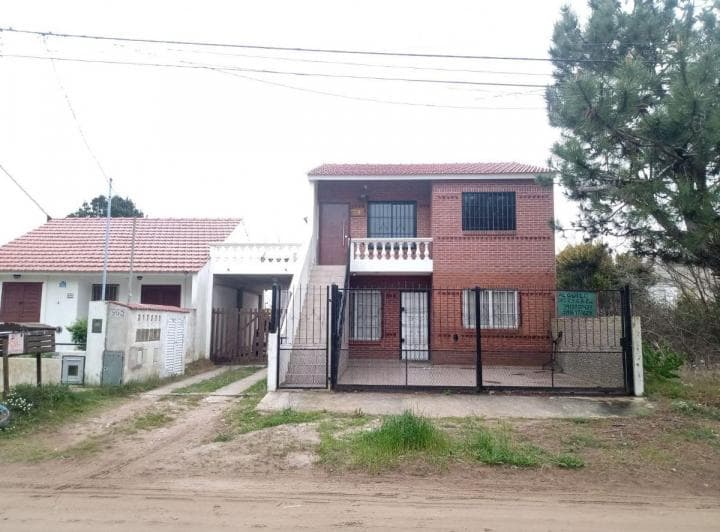 Departamento Interno en 1er Piso a 2 Cuadras del Mar en Las Toninas - 3