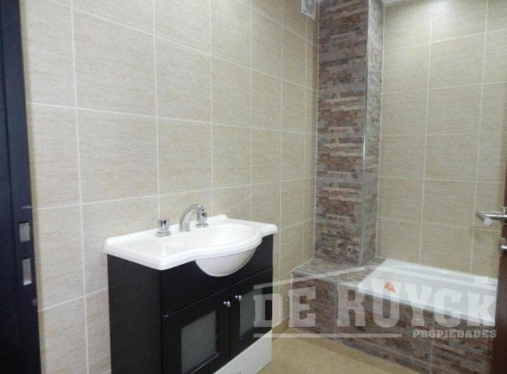 Departamento en Venta en Berazategui Este - 5
