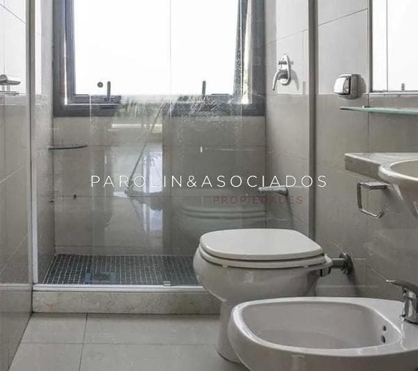 Departamento en Venta de 2 Dorm. en Playa Brava, Punta del Este - 5