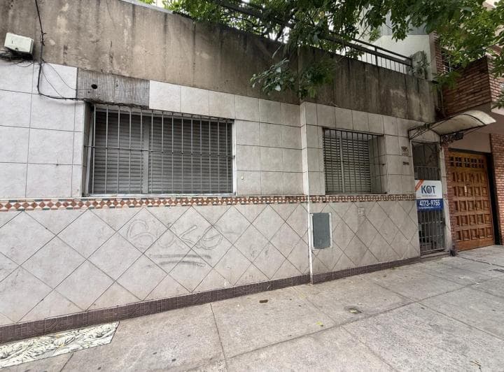 Terreno en Venta. Lote de (8.66 X 13.40) m - F. D. Roosevelt 2846 - Belgrano - 3