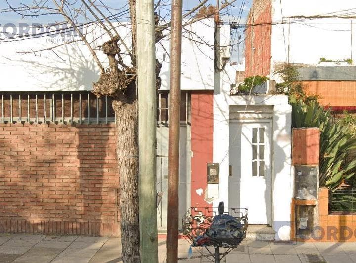 Venta PH en Lanús Oeste de 3 Ambientes con Patio - 2