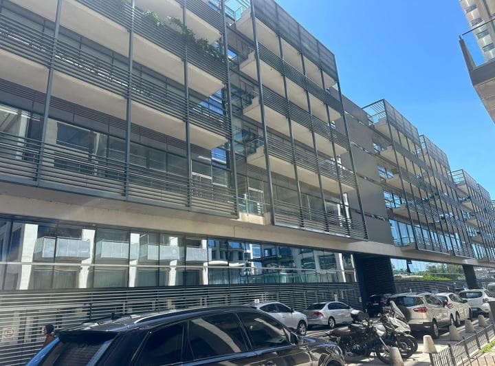 Excelente Oficina 160 m² en Alquler - Al Rio Vicente Lopez - 2