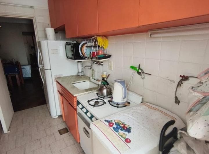 2 Ambientes con Balcon Piso 8 - 2