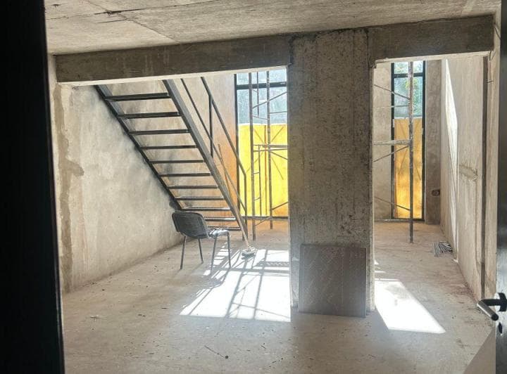 Local 64 m² Doble Altura - Financiación Directa - 3