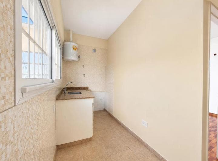 Departamento de 2 Ambientes con Patio - 4