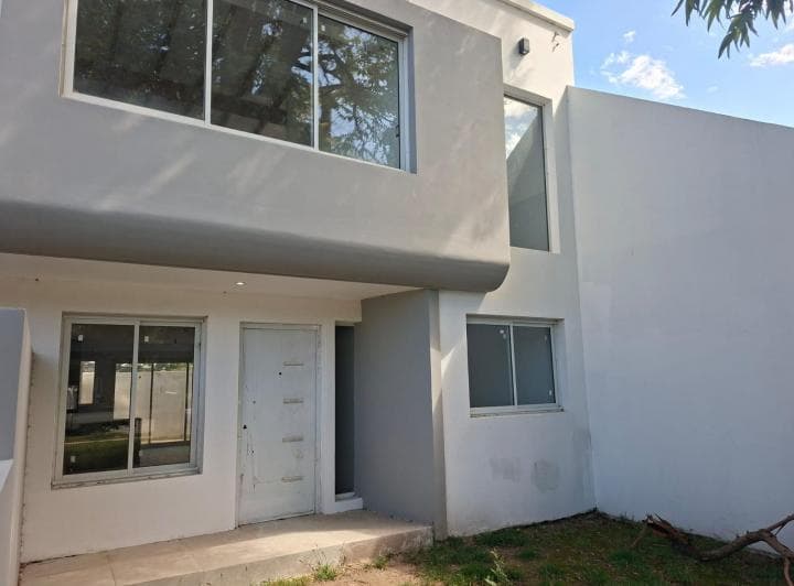 En Venta - Duplex 3 Ambientes con Cochera Doble. a Estrenar! - 5