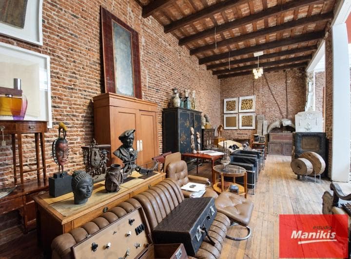 Venta - Local en Terreno Propio en Plaza Dorrego - San Telmo - 5