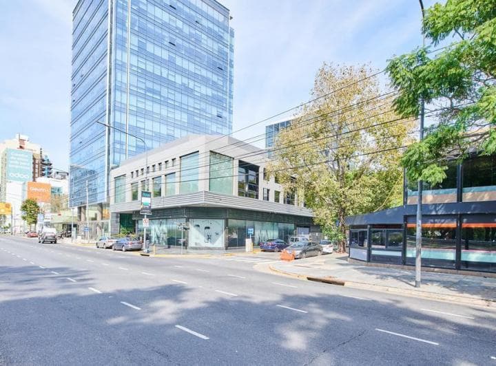 Local en Esquina Av Libertador 404 Vicente Lopez - 3