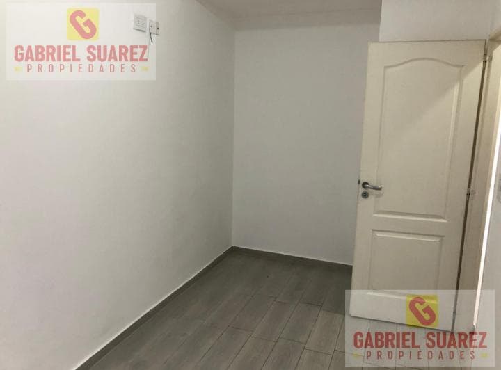 Departamento en 1er Piso - Alquiler - 1 Dormitorio - 5