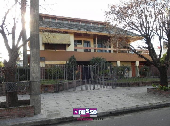 Venta Casa de 7 Ambientes en San Justo - 3
