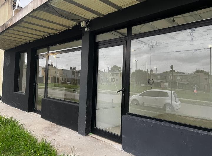 Local Comercial en Alquiler en Berisso - 2