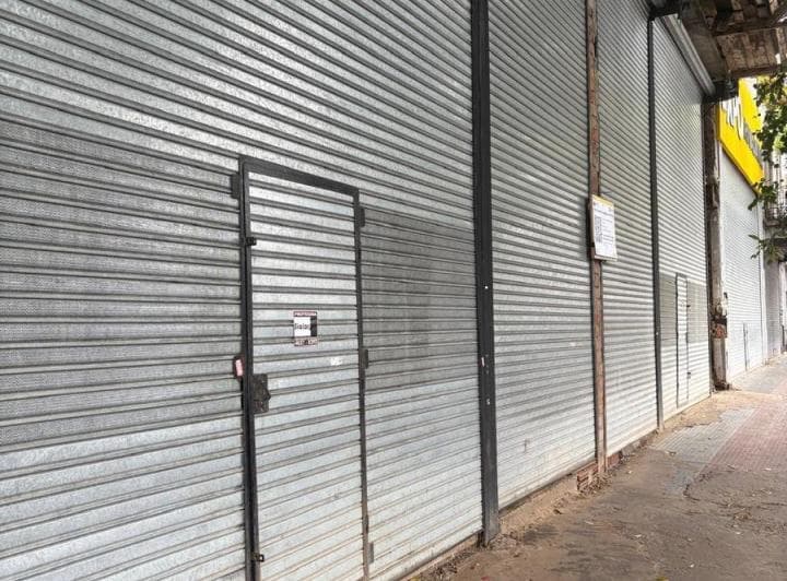 2 Locales en Alquiler Ideal Formación Para Galeria! Av Rivadavia 7500 Esq. Nazca U$s 20.000 - 2