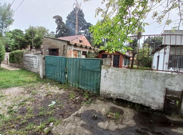 Venta Casa 3 Amb. Garage, Quincho, Parque, Bosque Grande - 3