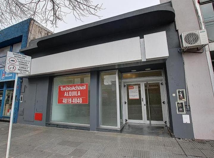 Local Sobre Lote Propio Emplazado en La Av Cabildo, en El Barrio de Nuñez. Apto Todo Destino. - 3