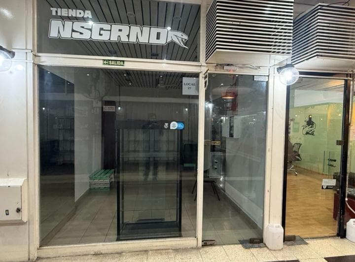 Av Corrientes 3900, Local en Galeria Patagonia, 15 m - Almagro - 2