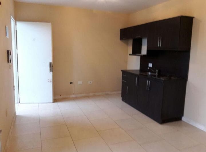 Departamento con 24 m² en Venta en Morón con Renta - 3