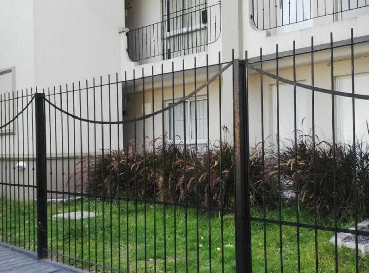 Departamento con 24 m² en Venta en Morón con Renta - 2