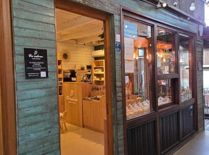 Local. | Mendoza 1731 - 5