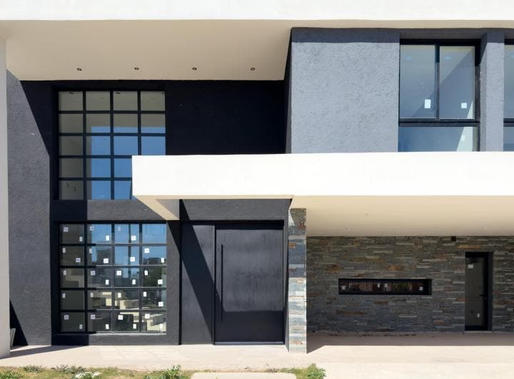 Casa en Venta en La Luisita 4 Dorm. - 4