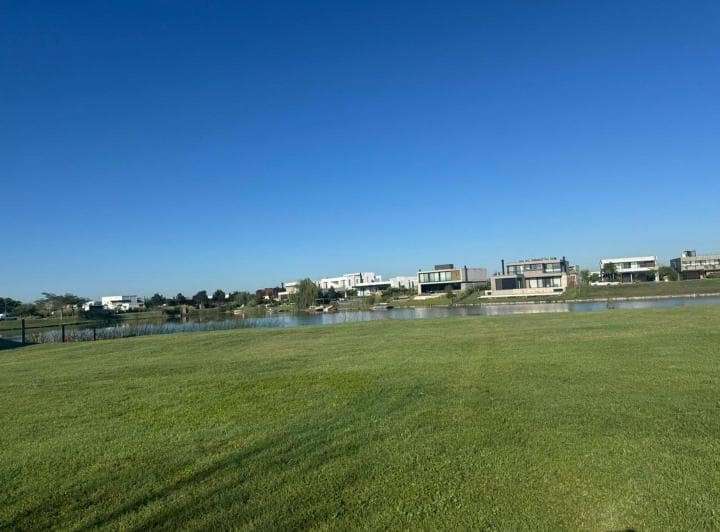 Venta de Lote a La Laguna en Muelles Puertos del Lago - 5