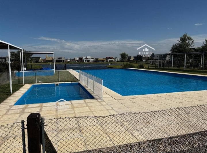 Venta Casa 4 Ambientes Piscina Full Amenities Barrio Laguna Azul - 4