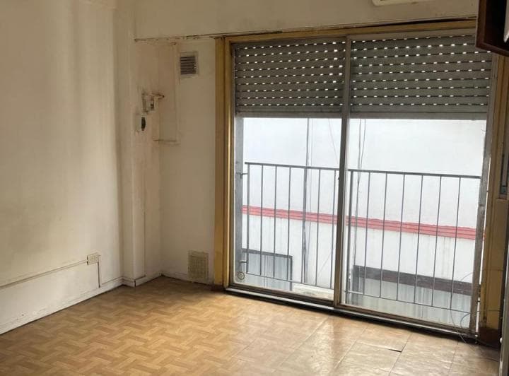 Peron Al 2400 - 1 Amb - Venta - Balvanera - 2